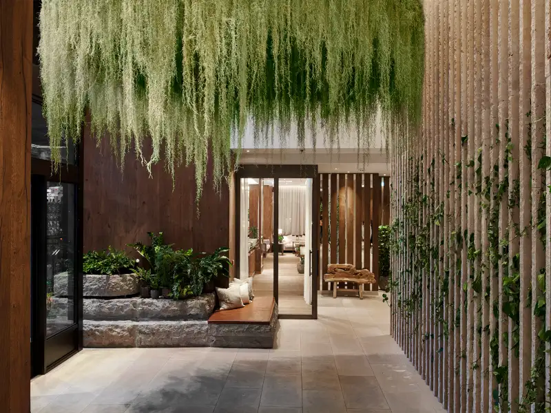 1-hotel-green