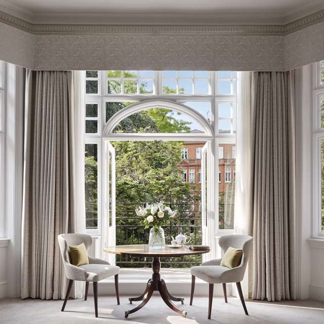 chelsea-townhouse-window