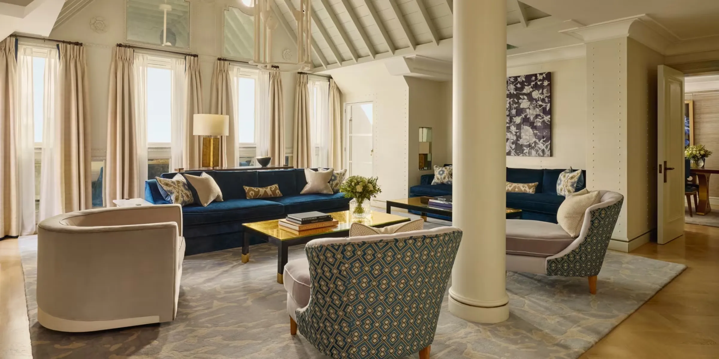 Classic London suite with Edwardian proportions