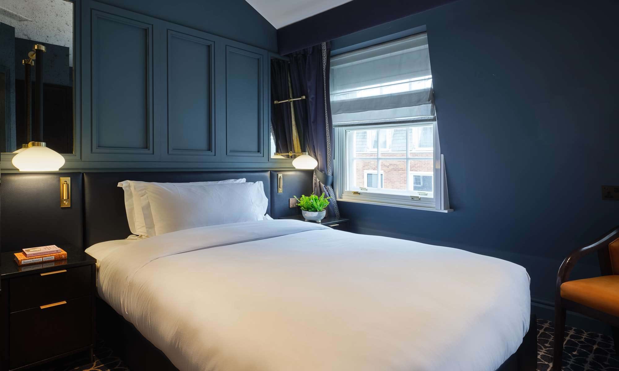 mayfair-room